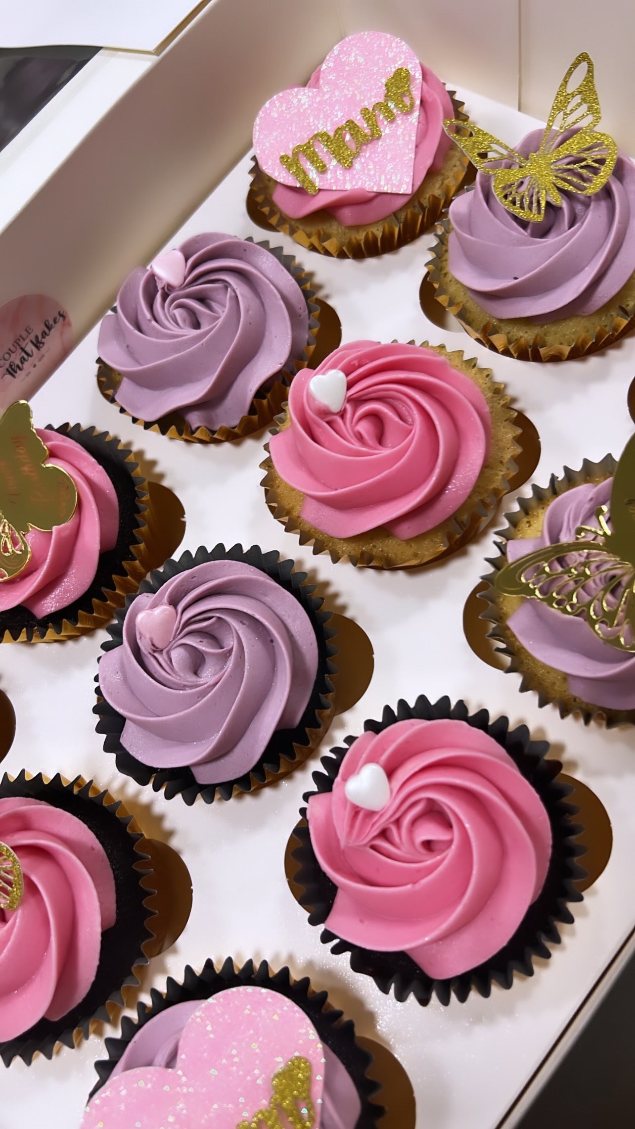 12 Personalised Cupcakes