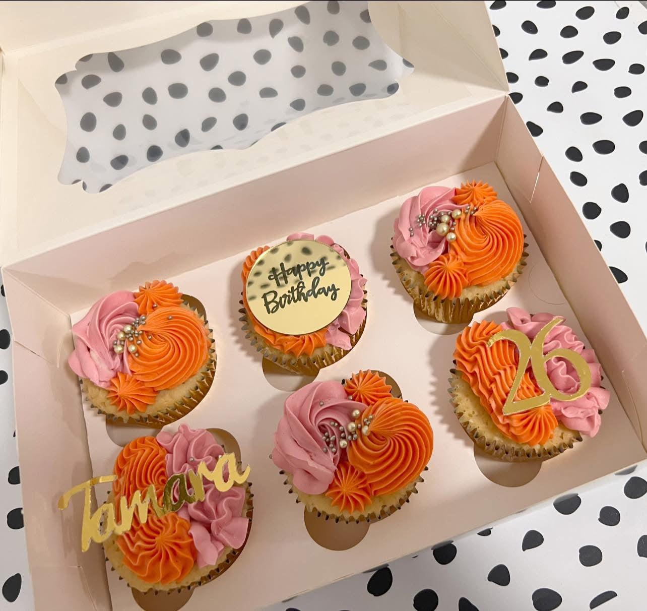 6 Personalised Cupcakes