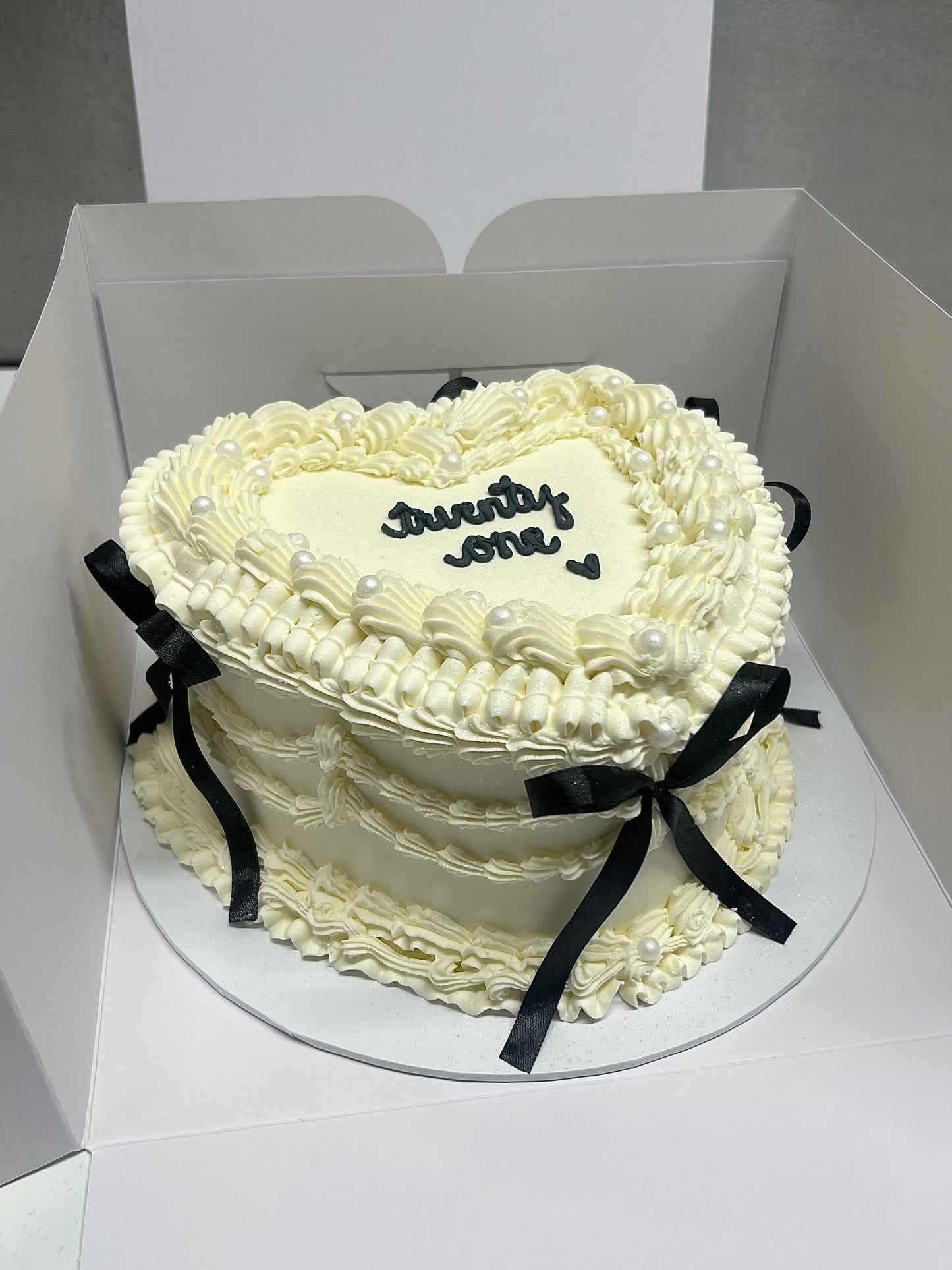 Lambeth Heart Cake