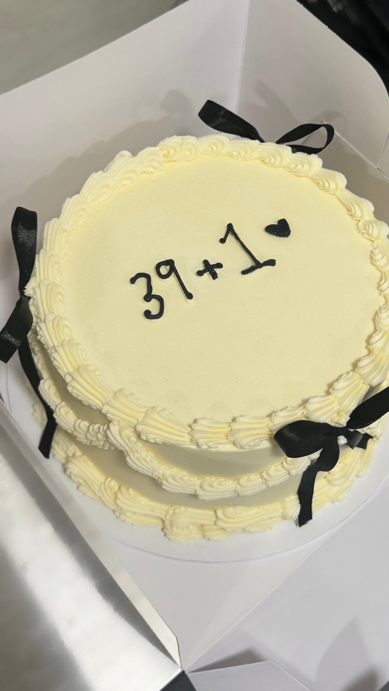 Basic & Beautiful Round