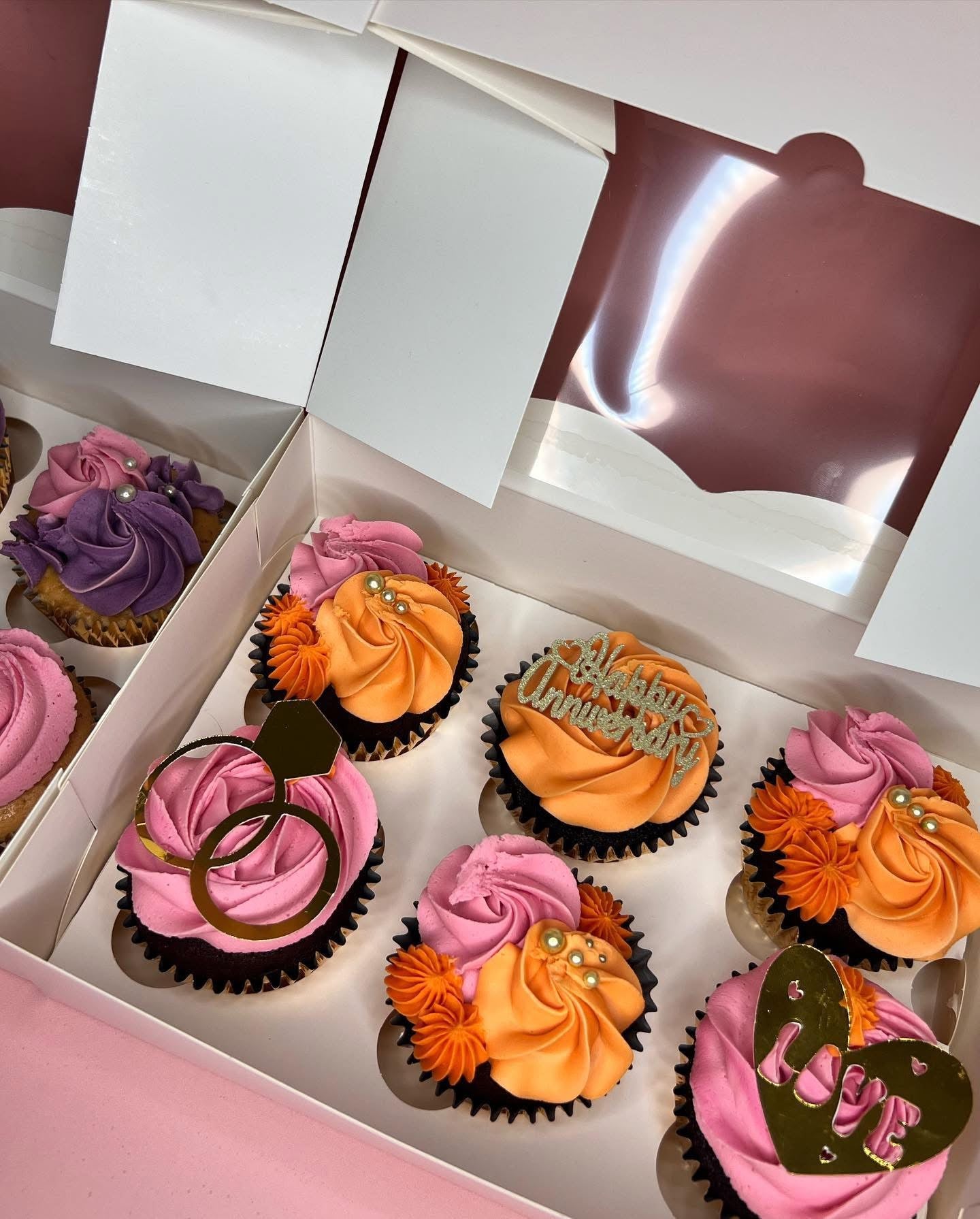 6 Personalised Cupcakes