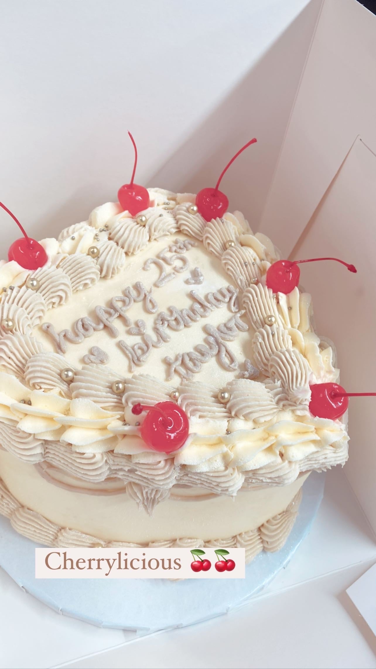 Lambeth Heart Cake