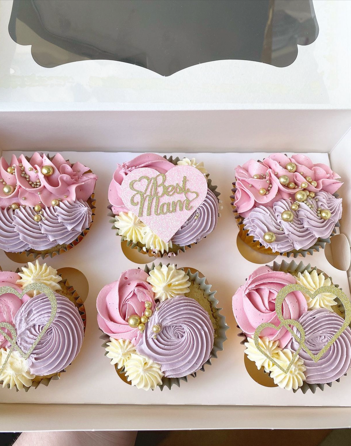6 Personalised Cupcakes
