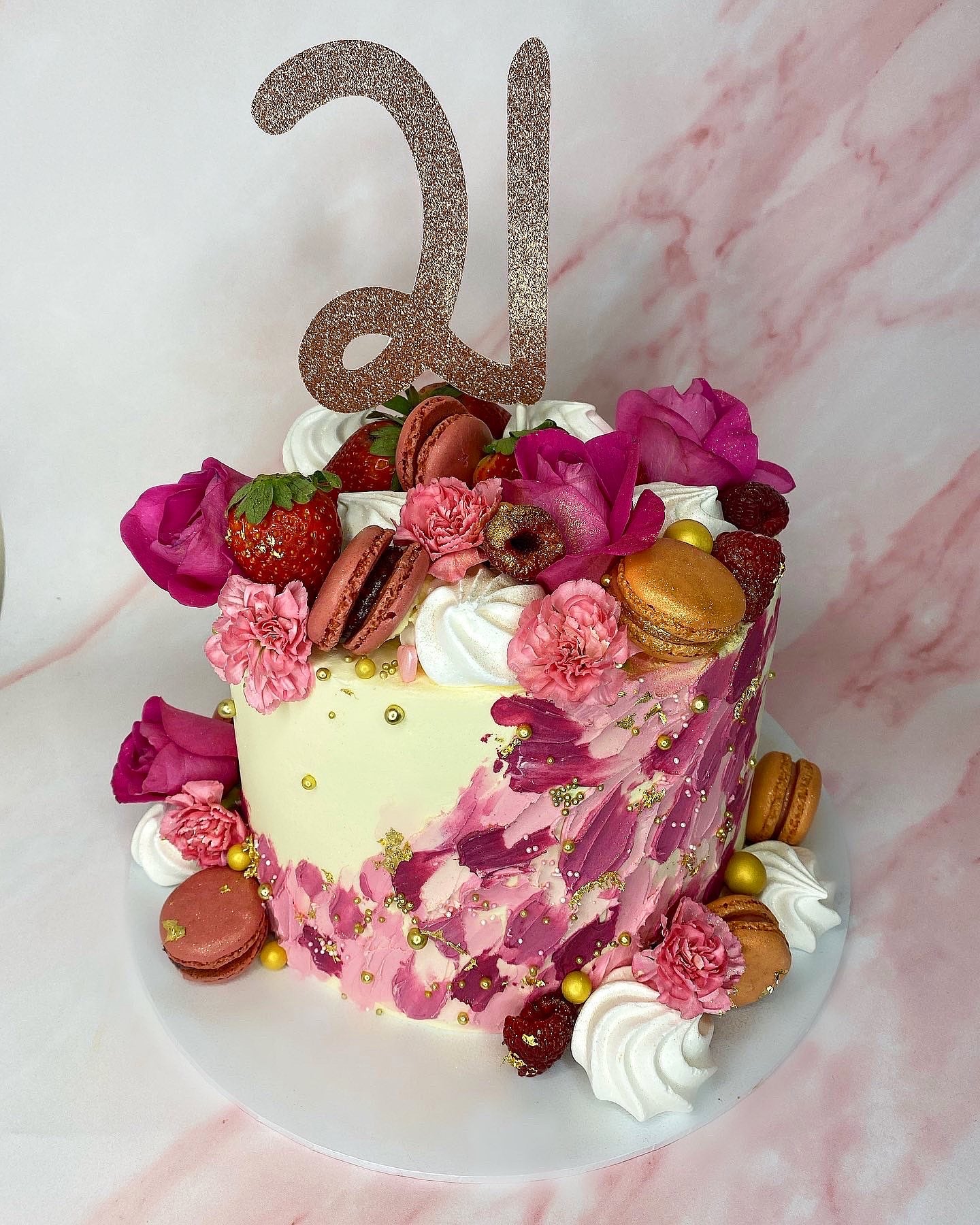 ‘Texture & Extra’ Dried Flower Cake
