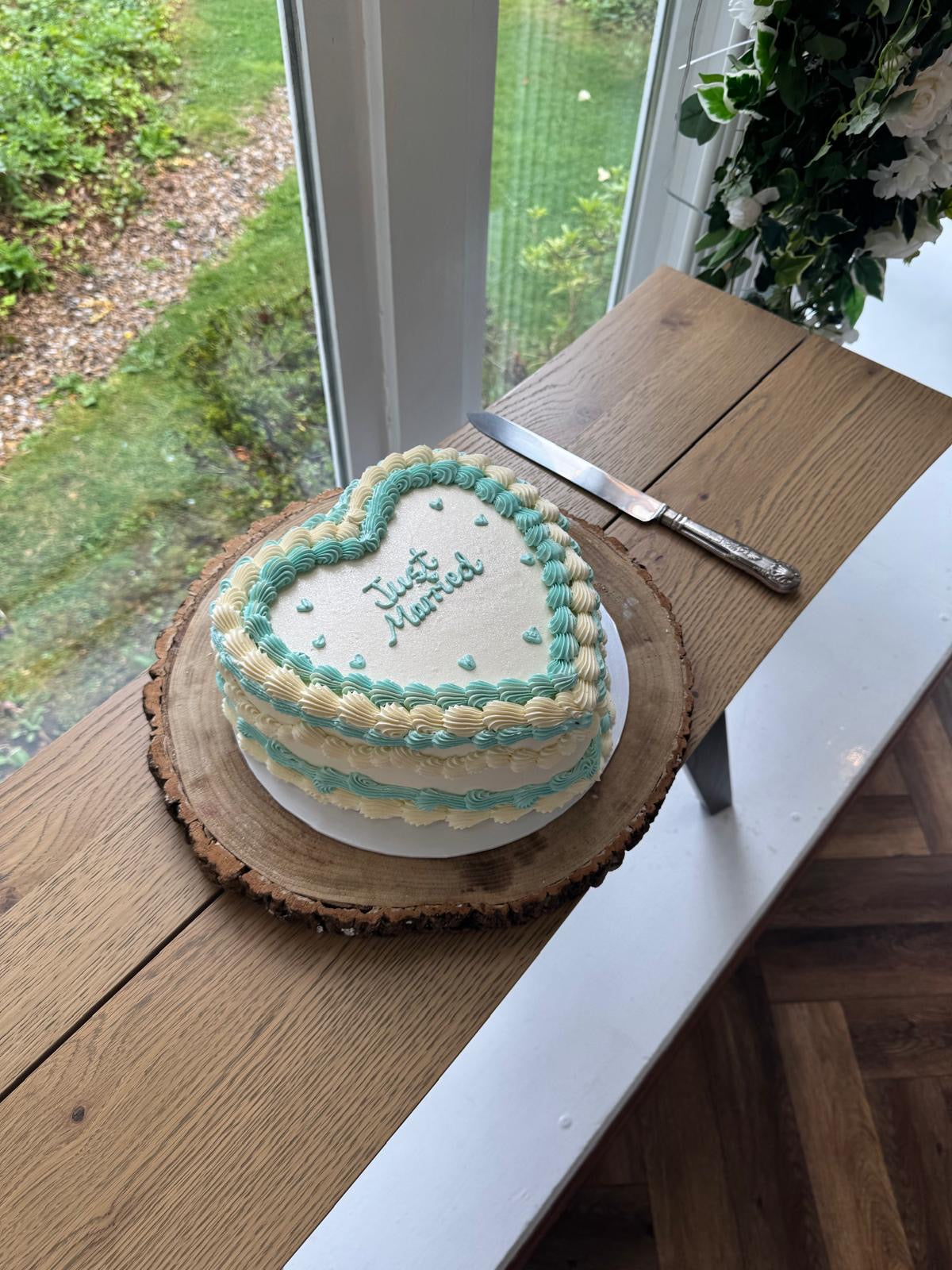 Wedding Lambeth Heart Cake