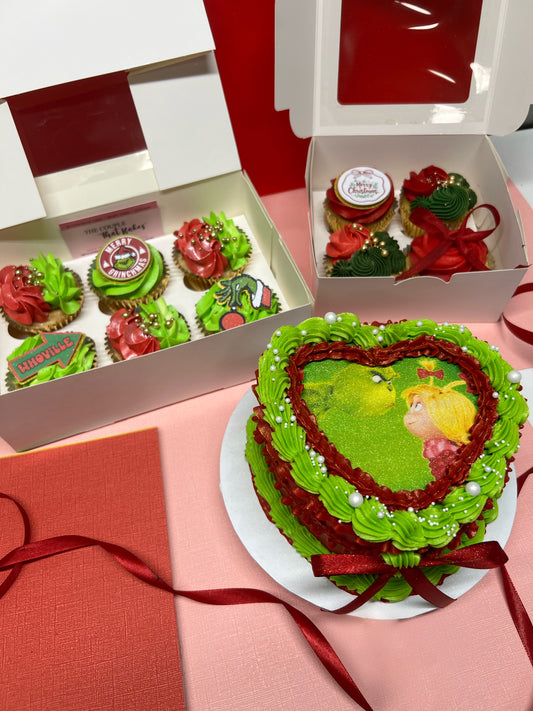 Grinch Lambeth Heart Cake