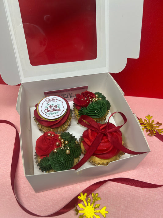 Traditional Christmas Cupcakes